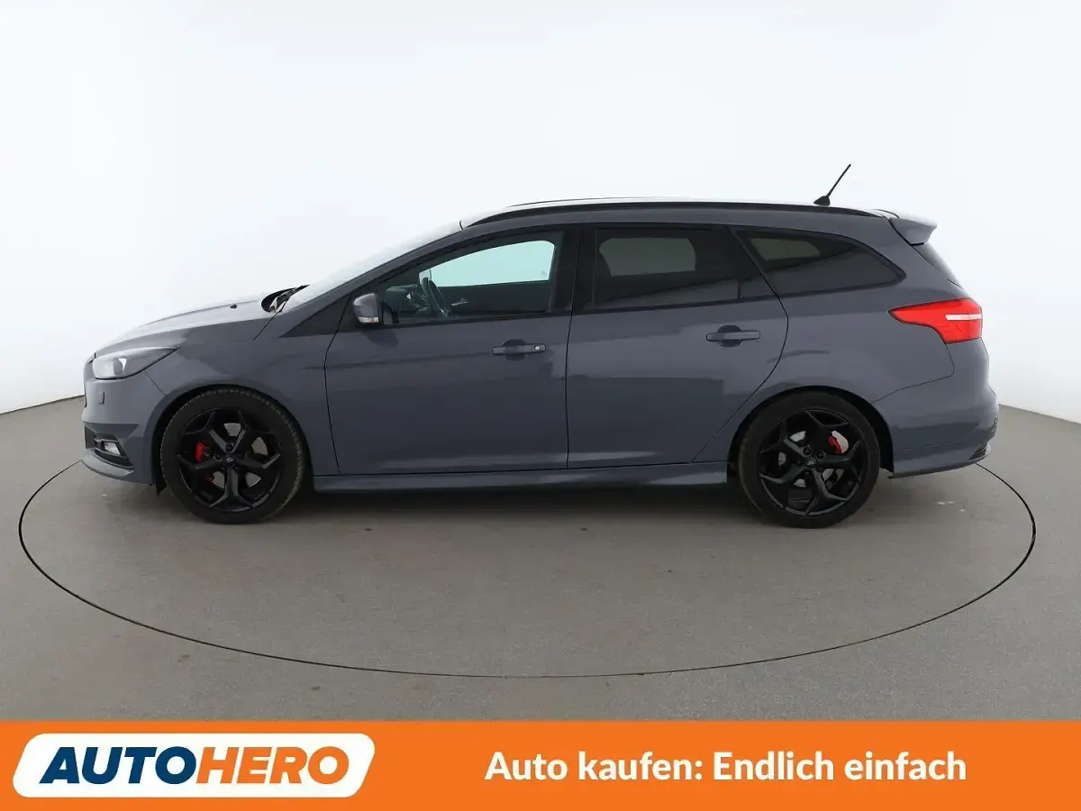 Usata Ford Focus ST 185 CV (136 kW) 2017 Grigio Station wagon