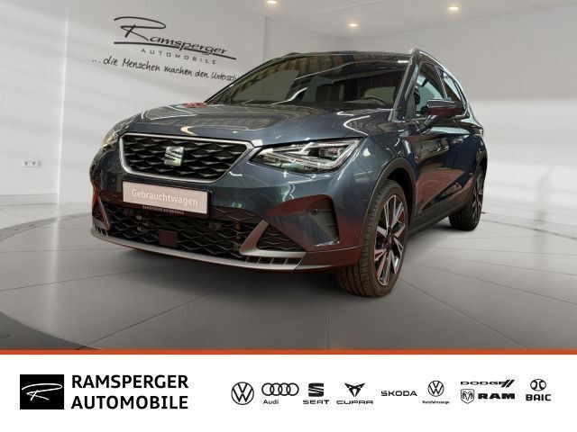 Grau (magnetic grau) Gebraucht 2023 Seat Arona FR SUV | 22.960 € (Guter Preis) - Bild 1/4