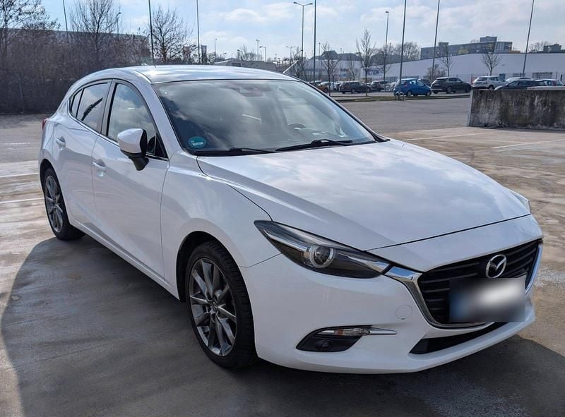 Gebraucht Mazda 3 120 PS (88 kW) 2019 Weiß Limousine