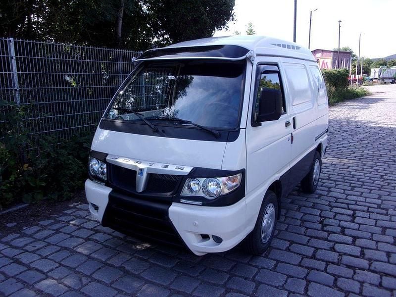 Weiß Gebraucht 2011 Piaggio Porter Van | 7.699 € - Bild 1/4