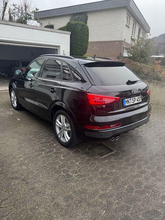 Gebraucht Audi Q3 Sport 150 PS (110 kW) 2015 Schwarz SUV