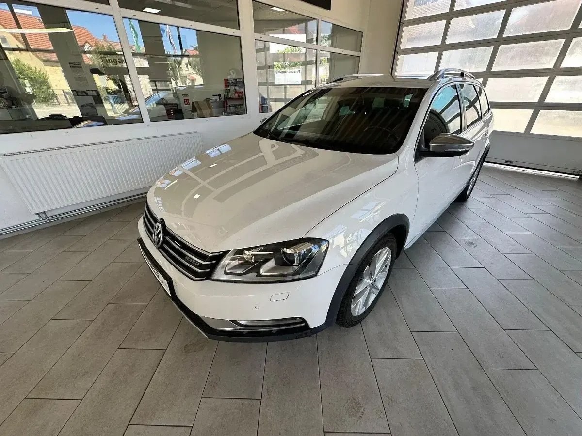 Gebraucht VW Passat 211 PS (155 kW) 2013 Weiß Limousine