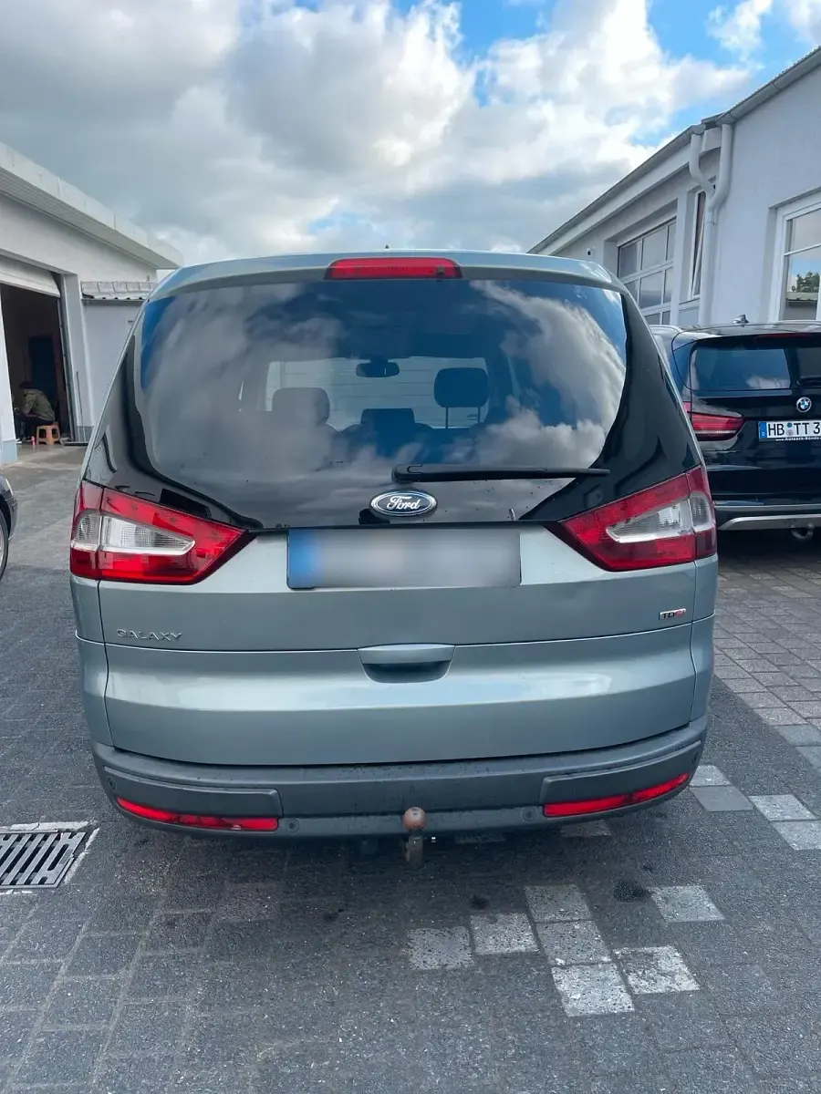Gebraucht Ford Galaxy Titanium 174 PS (127 kW) 2010 Van / Kleinbus