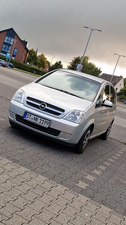 Gebraucht Opel Meriva 101 PS (74 kW) 2005 Silber Van / Kleinbus