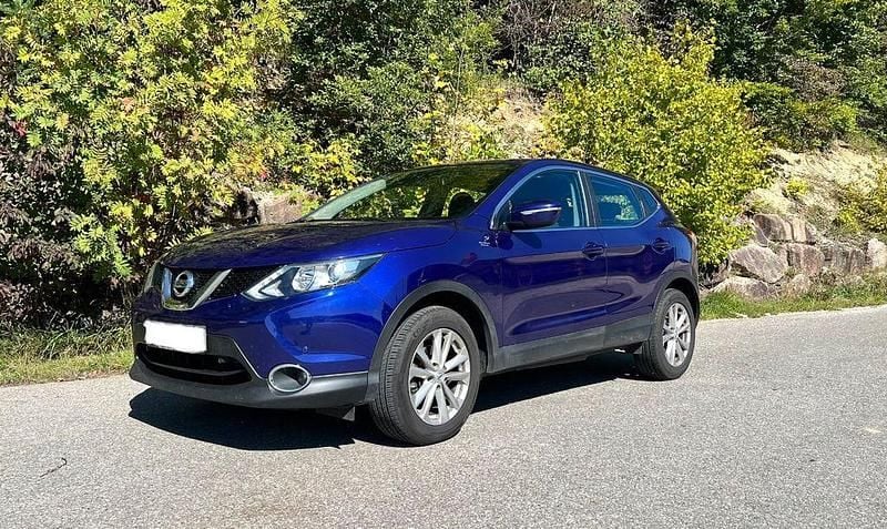 Blau Gebraucht 2014 Nissan Qashqai SUV | 9.333 € (Fairer Preis) - Bild 1/4