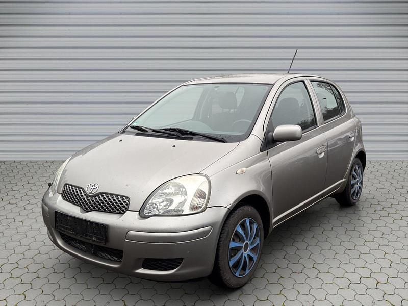 Grau Gebraucht 2005 Toyota Yaris Sol Kleinwagen | 1.900 € (Guter Preis) - Bild 1/4