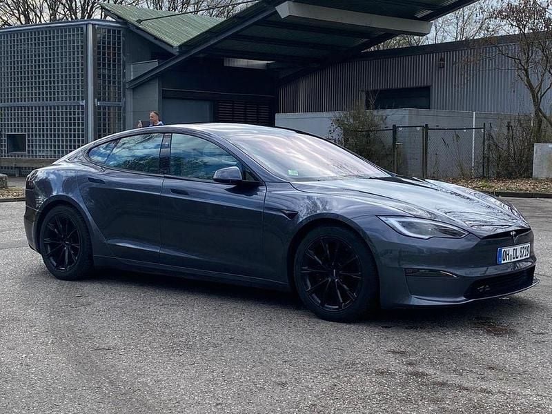 Gebraucht Tesla Model S 492 kW (669 PS) 2024 Grau Kleinwagen