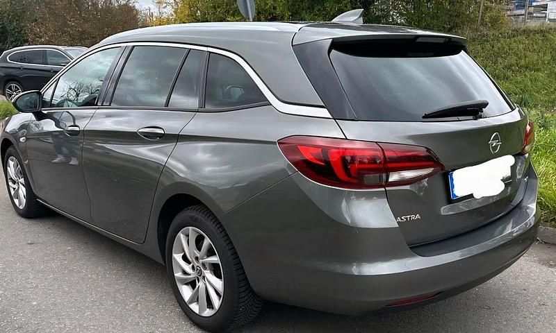 Gebraucht Opel Astra Innovation 136 PS (100 kW) 2018 Grau Kombi