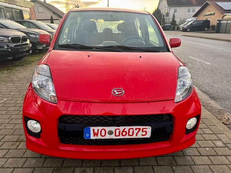 Gebraucht Daihatsu Sirion 103 PS (75 kW) 2008 Rot Kleinwagen