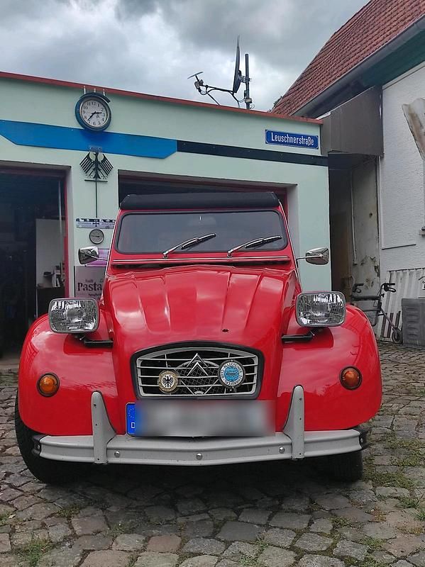 Rot Gebraucht 1988 Citroën 2CV Cabrio | 14.900 € - Bild 1/4