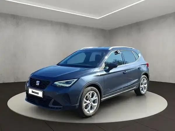 Gebraucht Seat Arona FR 110 PS (80 kW) 2022 Magnetic grau metallic / midnight schwarz metallic SUV