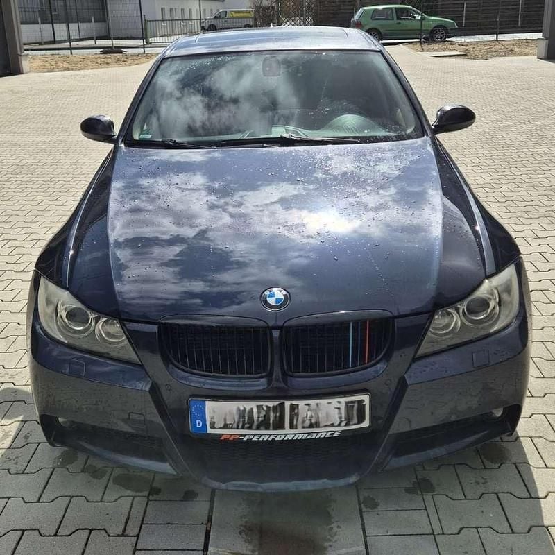Gebraucht BMW 330 272 PS (200 kW) 2008 Blau Limousine