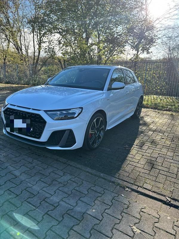 Gebraucht Audi A1 S-Line 95 PS (69 kW) 2019 Weiß SUV