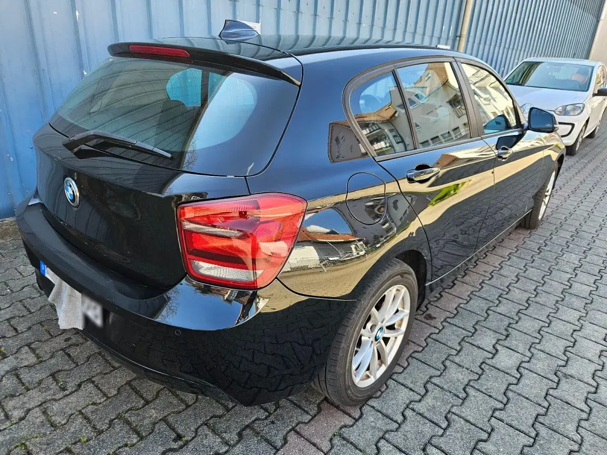 Gebraucht BMW 114 102 PS (75 kW) 2014 Schwarz Kleinwagen