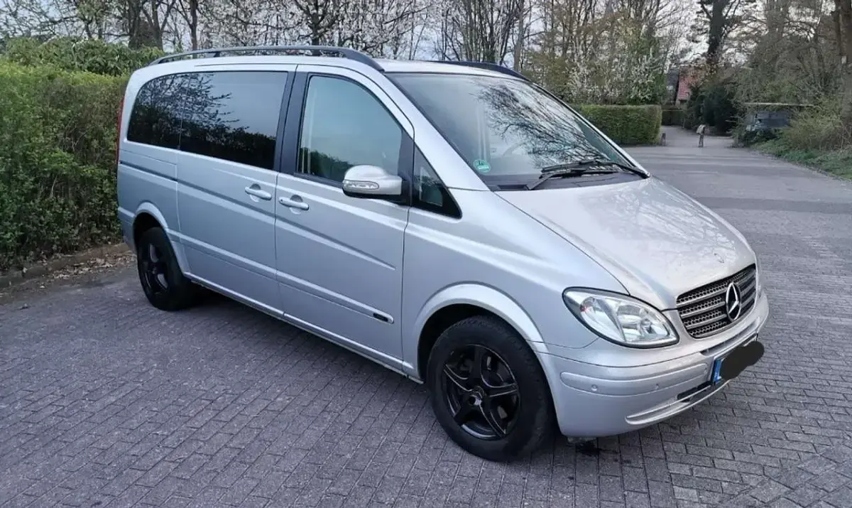 Gebraucht Mercedes Viano 150 PS (110 kW) 2008 Silber Van / Kleinbus
