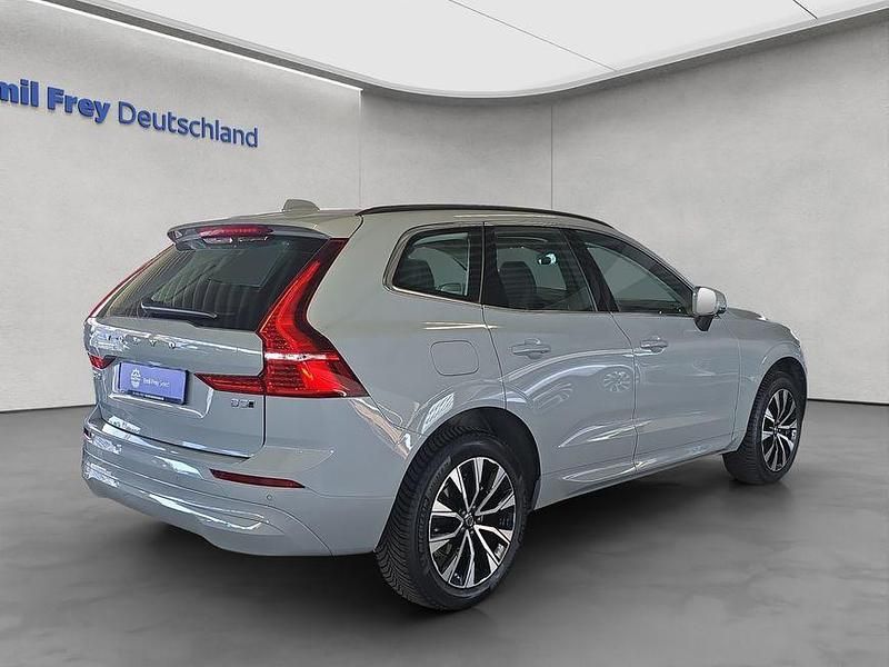 Gebraucht Volvo XC60 Core 250 PS (183 kW) 2024 Grau SUV