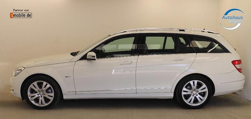 Gebraucht Mercedes C250 Avantgarde 204 PS (150 kW) 2011 Weiß Kombi