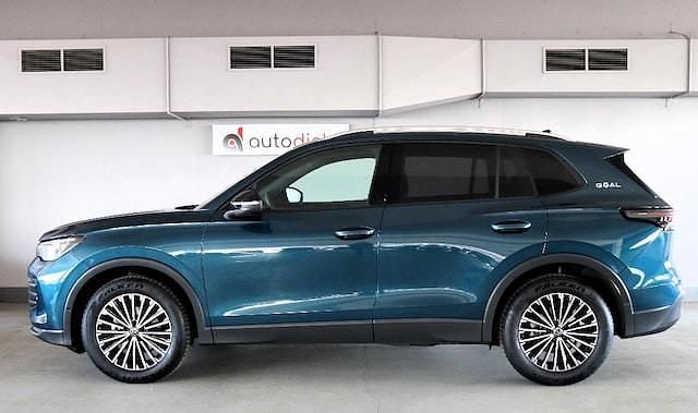 Gebraucht VW Tiguan Goal 150 PS (110 kW) 2025 Blau SUV