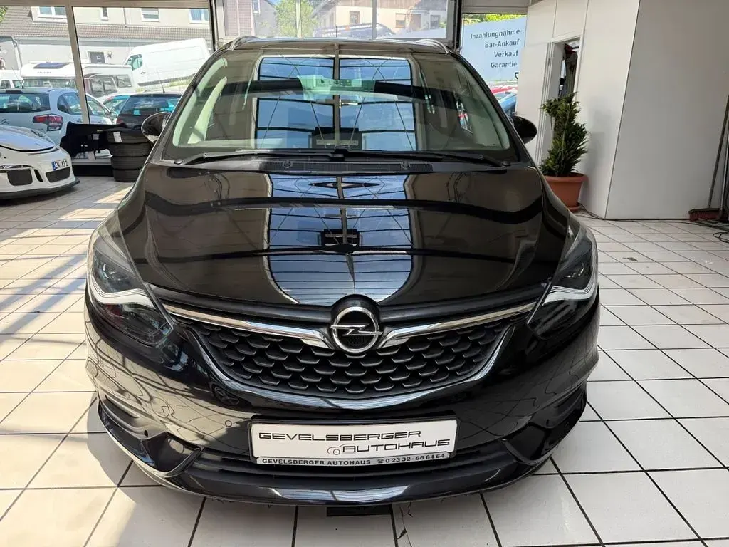 Gebraucht Opel Zafira Innovation 140 PS (102 kW) 2018 Black meet kettle Van / Kleinbus