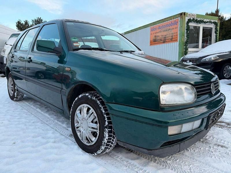 Gebraucht VW Golf 75 PS (55 kW) 1997 Grün Limousine