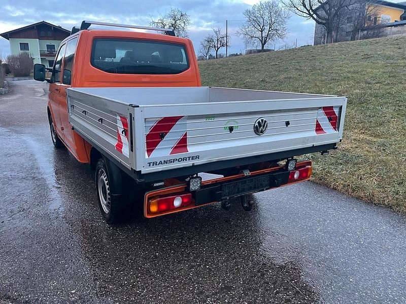 Gebraucht VW T6 105 PS (77 kW) 2017 Orange Van