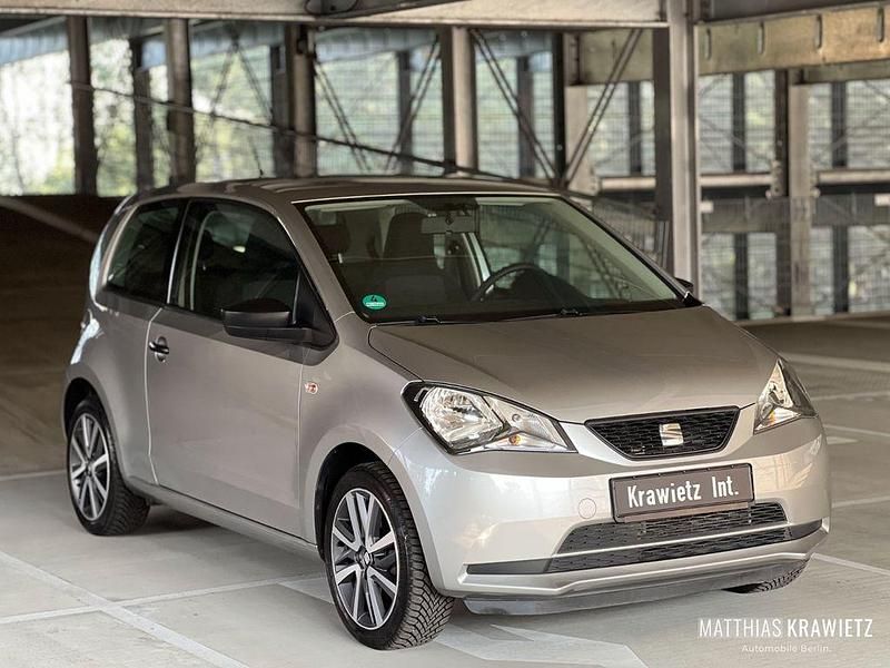 Grau Gebraucht 2017 Seat Mii Reference Kleinwagen | 6.895 € (Etwas zu teuer) - Bild 1/4