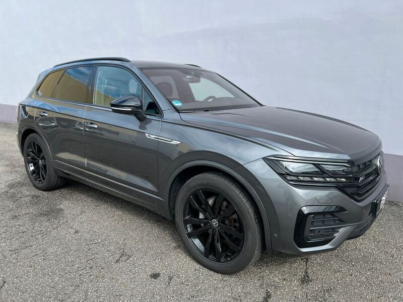 Grau Gebraucht 2021 VW Touareg Style SUV | 46.500 € (Guter Preis) - Bild 1/4