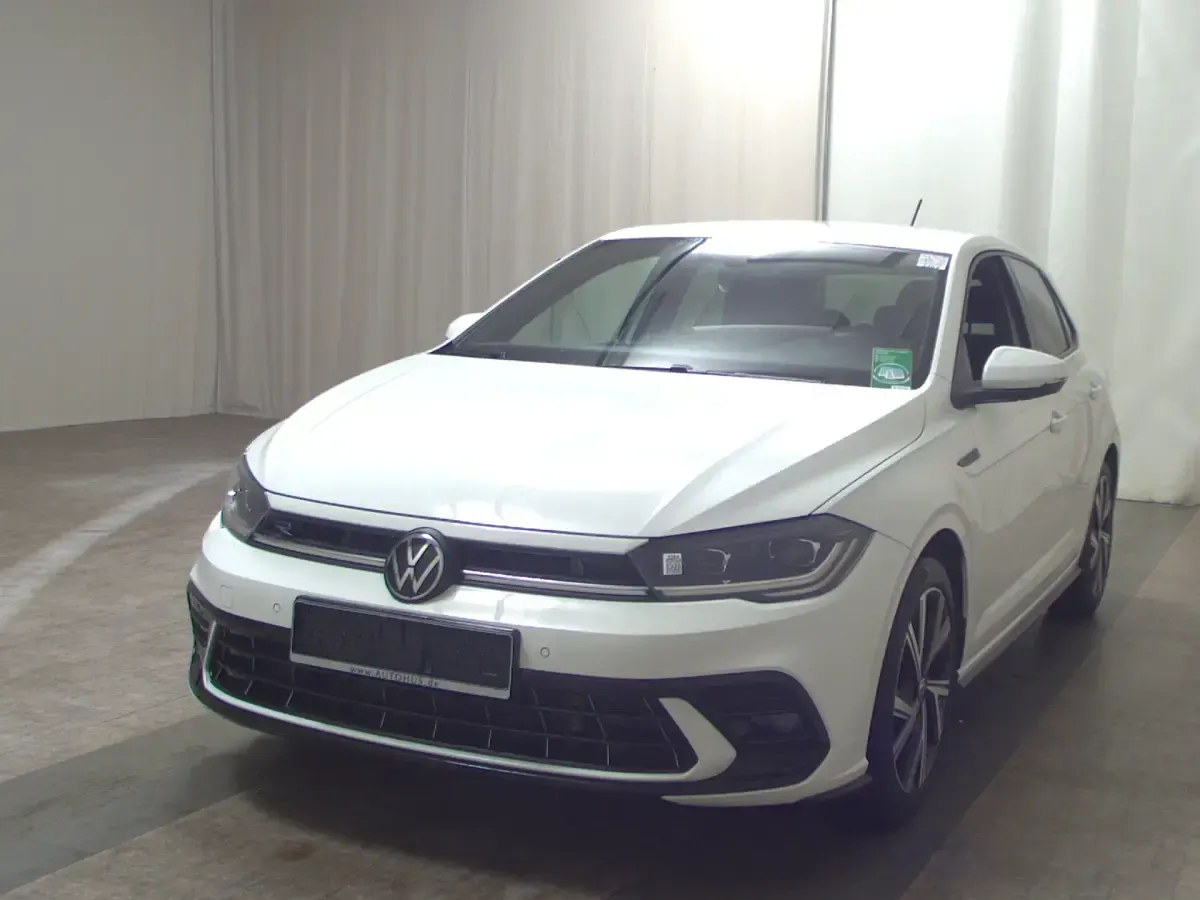 Gebraucht VW Polo R-line 110 PS (80 kW) 2022 Weiss Kleinwagen
