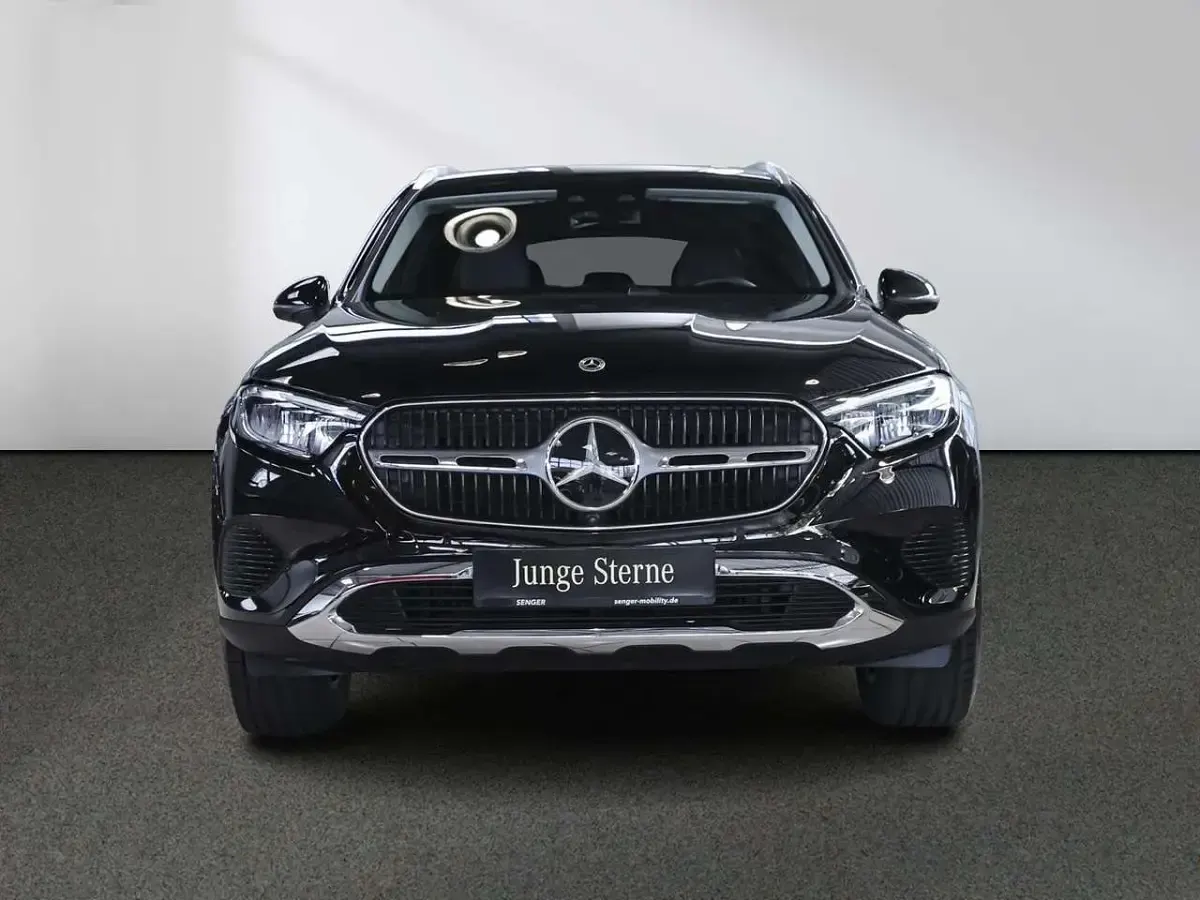 Gebraucht Mercedes GLC300de Avantgarde 333 PS (244 kW) 2025 Schwarz SUV