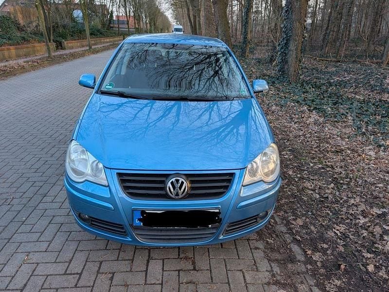 Gebraucht VW Polo 64 PS (47 kW) 2006 Blau Kleinwagen