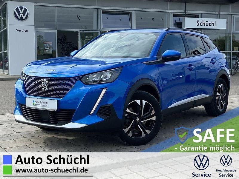 Vertigo blau metallic Gebraucht 2021 Peugeot e-2008 Allure SUV | 15.870 € (Superpreis) - Bild 1/4