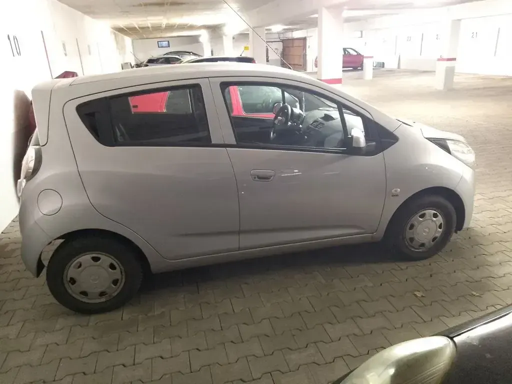 Second-hand Chevrolet Spark LS 68 CP (50 kW) 2012 Argintiu Hatchback