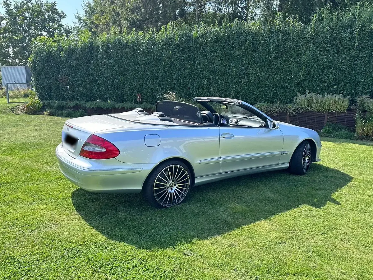 Gebraucht Mercedes CLK200 184 PS (135 kW) 2007 Silber Cabrio