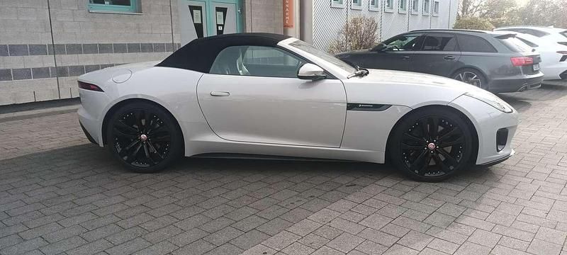 Gebraucht Jaguar F-Type R-Dynamic 381 PS (280 kW) 2020 Grau Cabrio