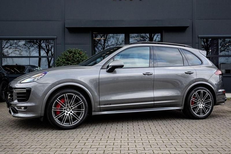 Gebraucht Porsche Cayenne 441 PS (324 kW) 2015 Grau SUV