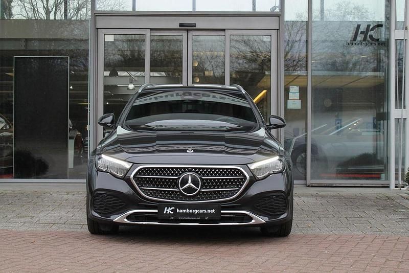 Gebraucht Mercedes E300 AMG 313 PS (230 kW) 2024 Graphite gray  metallic... Kombi