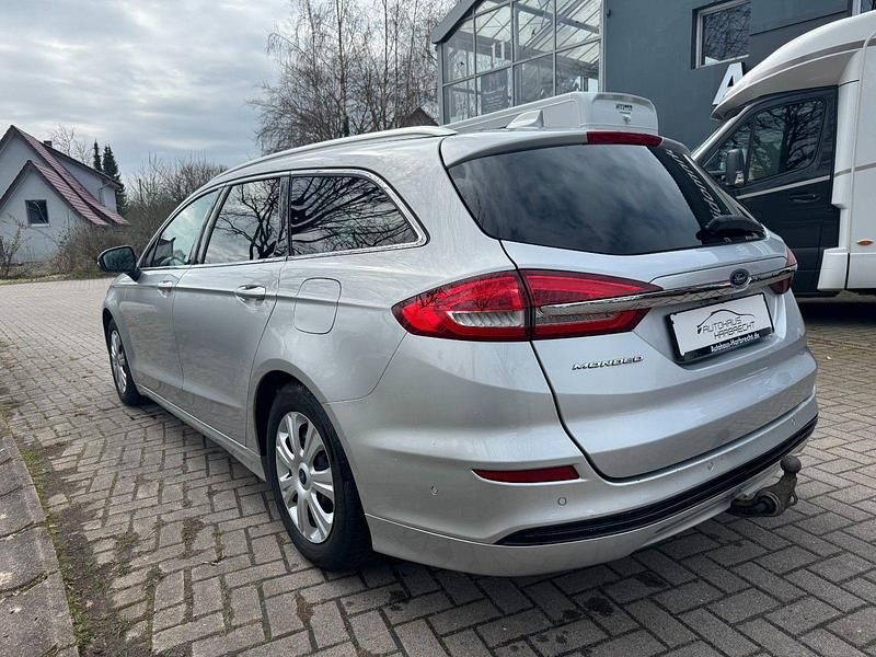 Gebraucht Ford Mondeo Titanium 150 PS (110 kW) 2021 Silber Kombi