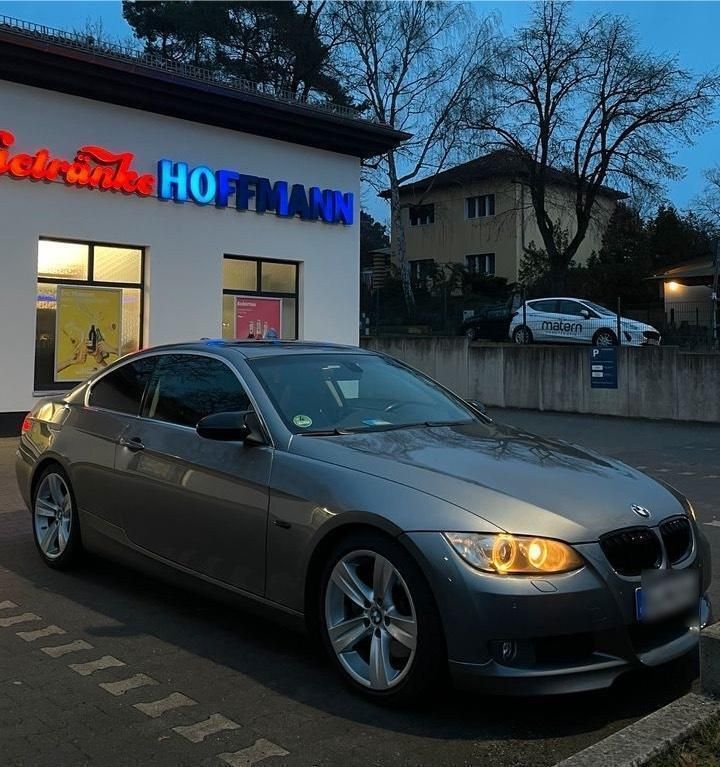 Grau Gebraucht 2008 BMW 325 Coupé | 12.800 € (Etwas zu teuer) - Bild 1/4