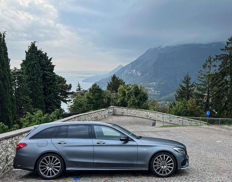 Gebraucht Mercedes C43 AMG AMG 367 PS (269 kW) 2017 Grau Kombi