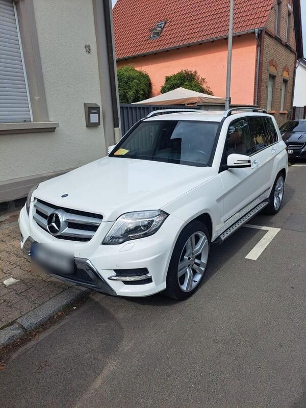 Weiß Gebraucht 2013 Mercedes GLK350 AMG SUV | 22.450 € (Etwas zu teuer) - Bild 1/4