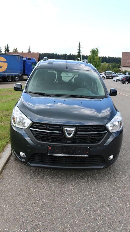 Grau Gebraucht 2019 Dacia Dokker Comfort Van / Kleinbus | 10.990 € (Fairer Preis) - Bild 1/4