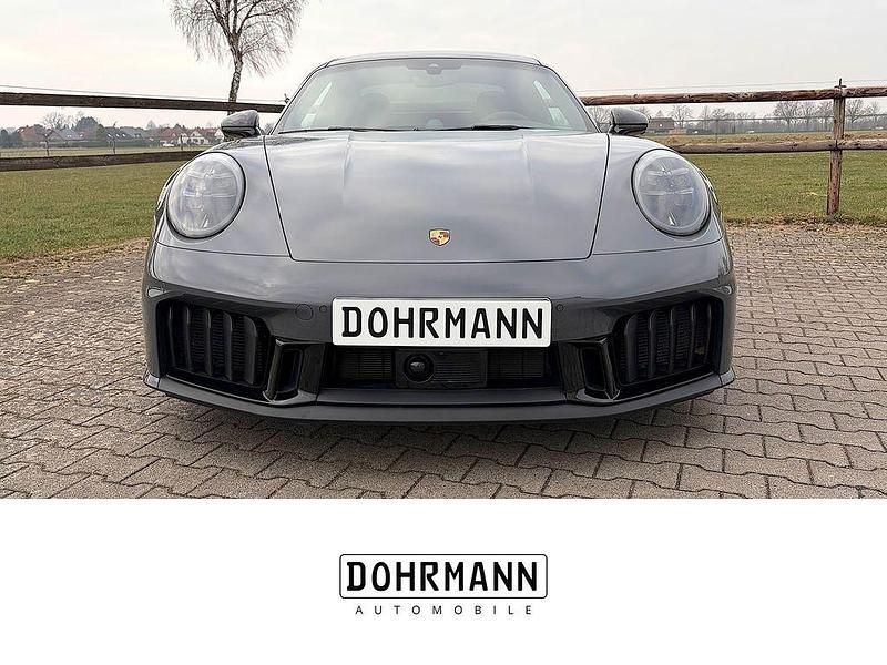 Gebraucht Porsche 992 541 PS (397 kW) 2025 Grau Coupé