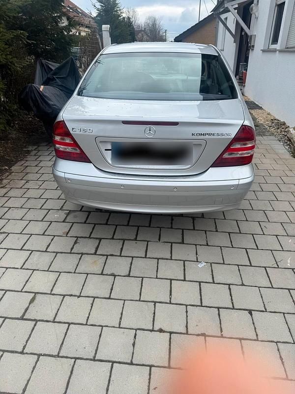 Gebraucht Mercedes C180 140 PS (102 kW) 2004 Silber Limousine