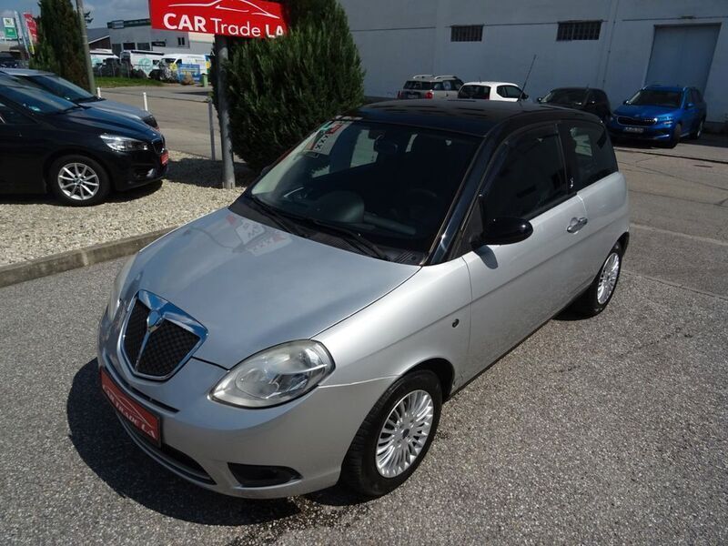 Schwarz Gebraucht 2006 Lancia Ypsilon Kleinwagen | 1.990 € (Fairer Preis) - Bild 1/4