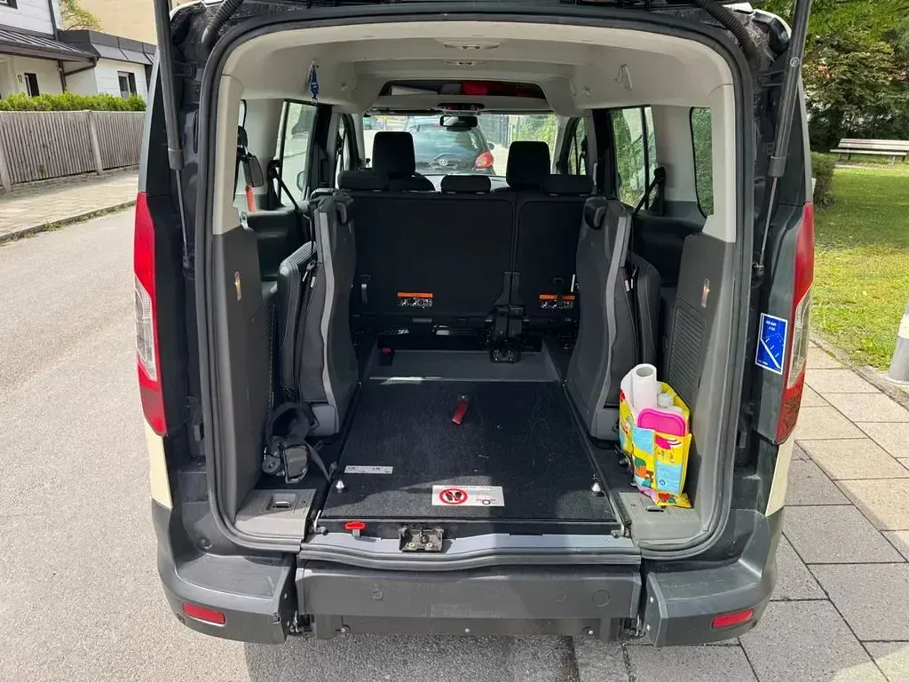 Gebraucht Ford Transit Connect 101 PS (74 kW) 2019 Schwarz Van / Kleinbus