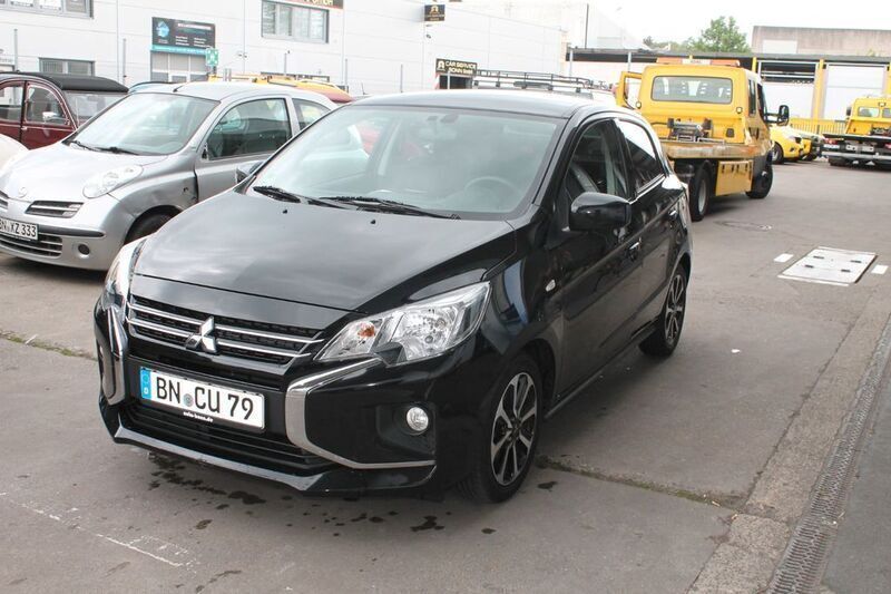 Schwarz Gebraucht 2022 Mitsubishi Space Star Select+ Limousine | 12.000 € (Fairer Preis) - Bild 1/4