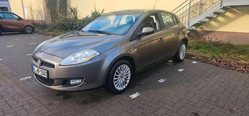 Gebraucht Fiat Bravo Dynamic 90 PS (66 kW) 2009 Beige Kleinwagen