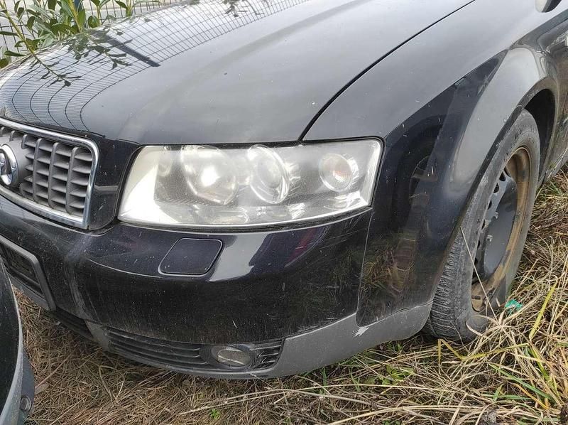 Gebraucht Audi A4 163 PS (119 kW) 2002 Schwarz Kombi