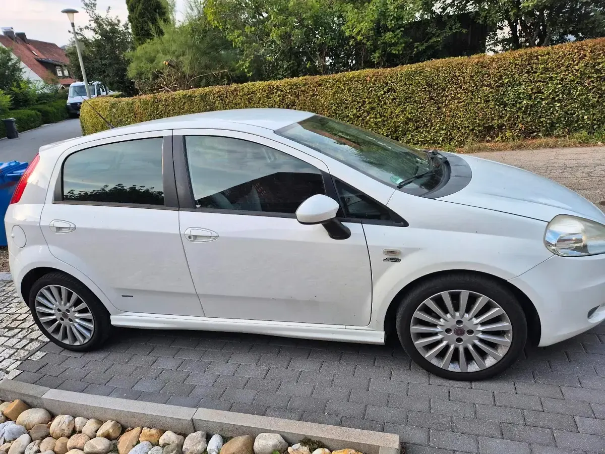Gebraucht Fiat Punto 120 PS (88 kW) 2008 Weiß Kleinwagen