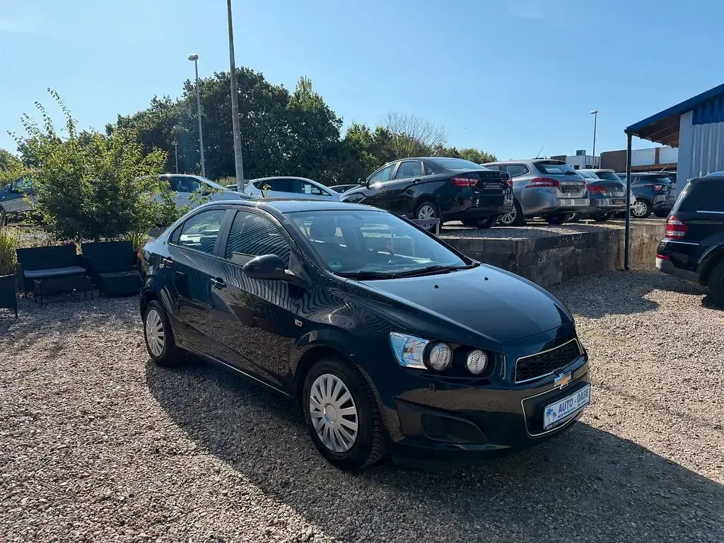 Gebraucht Chevrolet Aveo LT 86 PS (63 kW) 2011 Schwarz Limousine
